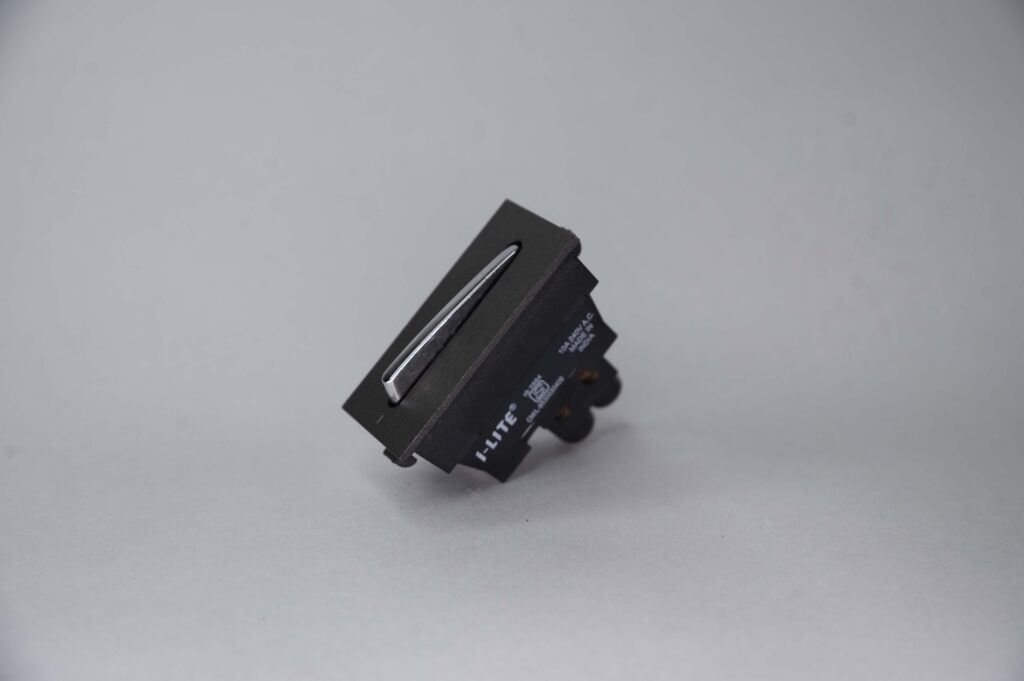 10AMP 1WAY SWITCH CHROME