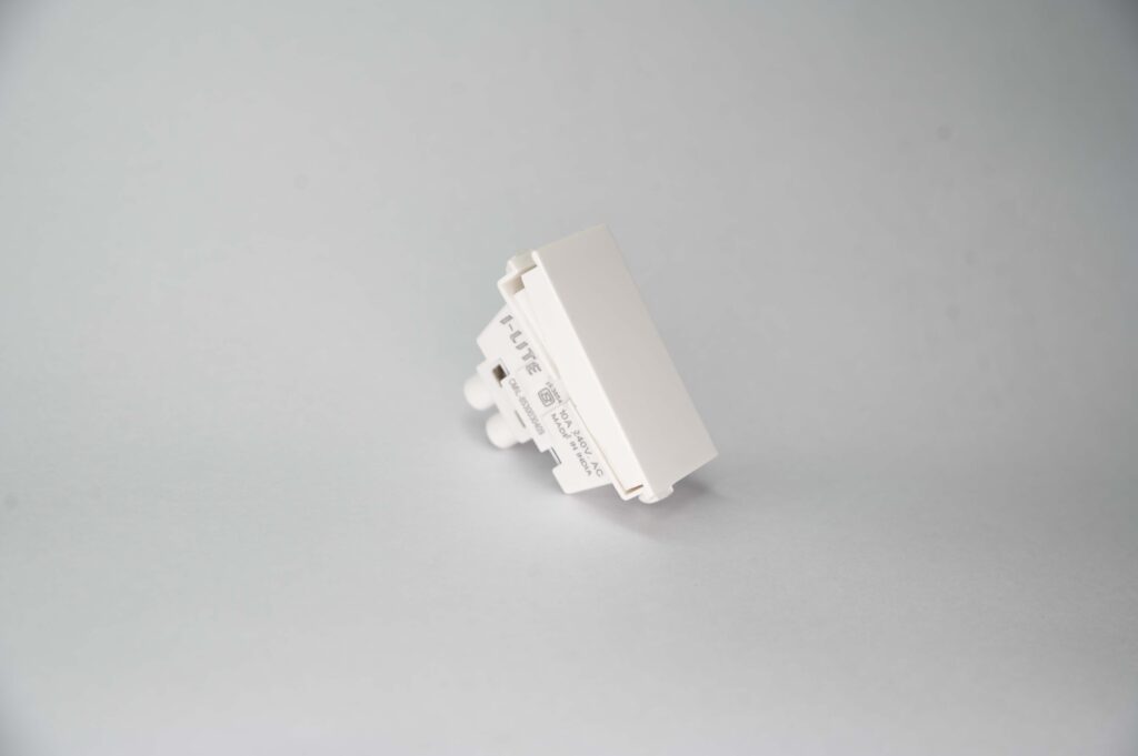 10AMP 2WAY SWITCH DELUXE