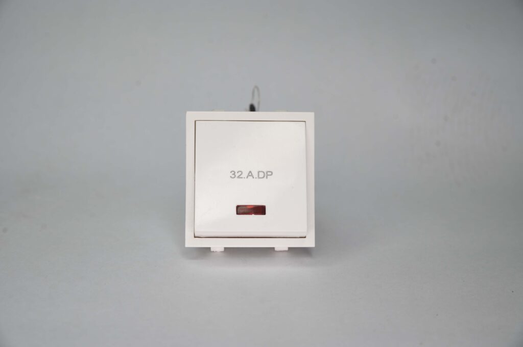 32A DP SWITCH WITH INDICATOR (2M)